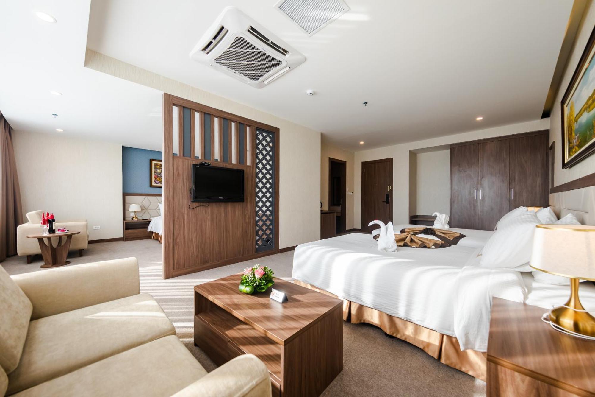 Muong Thanh Grand Ha Long Hotel Bagian luar foto